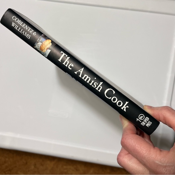 The Amish Cook Hardcover First Edition Book By Coblentz & Williams - Picture 3 of 16